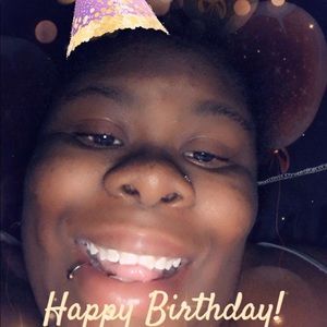 Meet your Posher, Caprisha